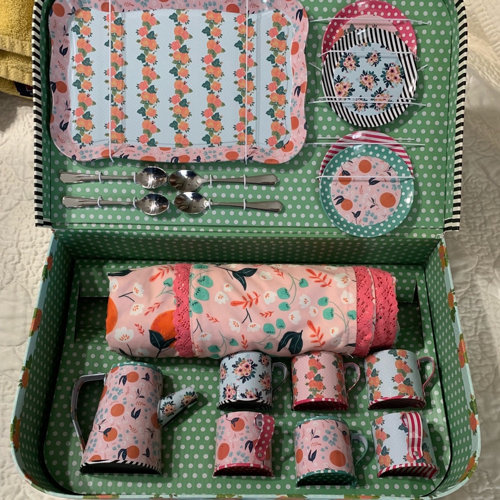 Johanna Gaines Matilda Jane Tea Set